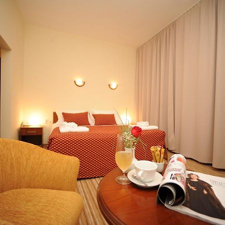 Hotel Shirok Sokak Bitola Ngoại thất bức ảnh