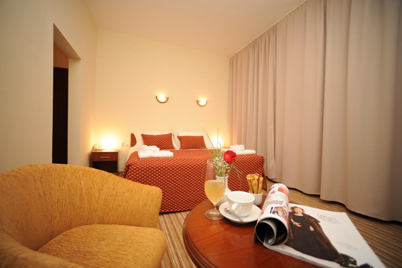 Hotel Shirok Sokak Bitola Ngoại thất bức ảnh