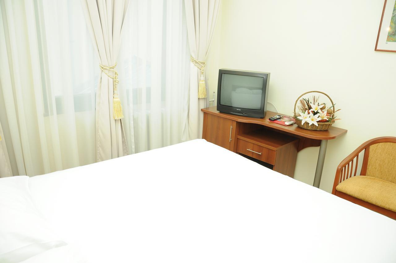 Hotel Shirok Sokak Bitola Ngoại thất bức ảnh